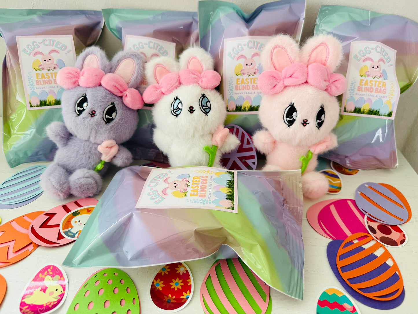 VCrafties Easter Egg-cited blindbags (each blind bag comes with a bunny keychain , 4 handmade egg crafts and 3 stickers)