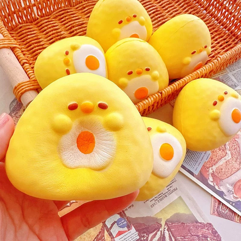 Kawaii chick eggy squishy
