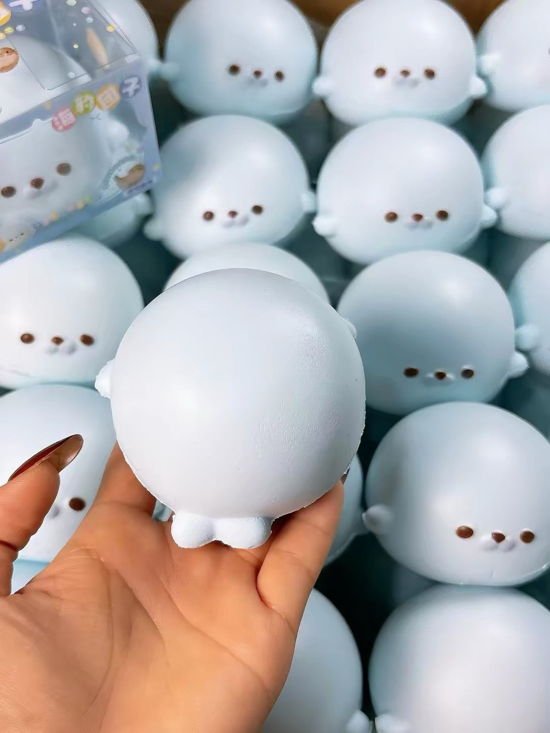 Blue Jumbo Seals Mother and Small baby squishy squishes (Hachimi)