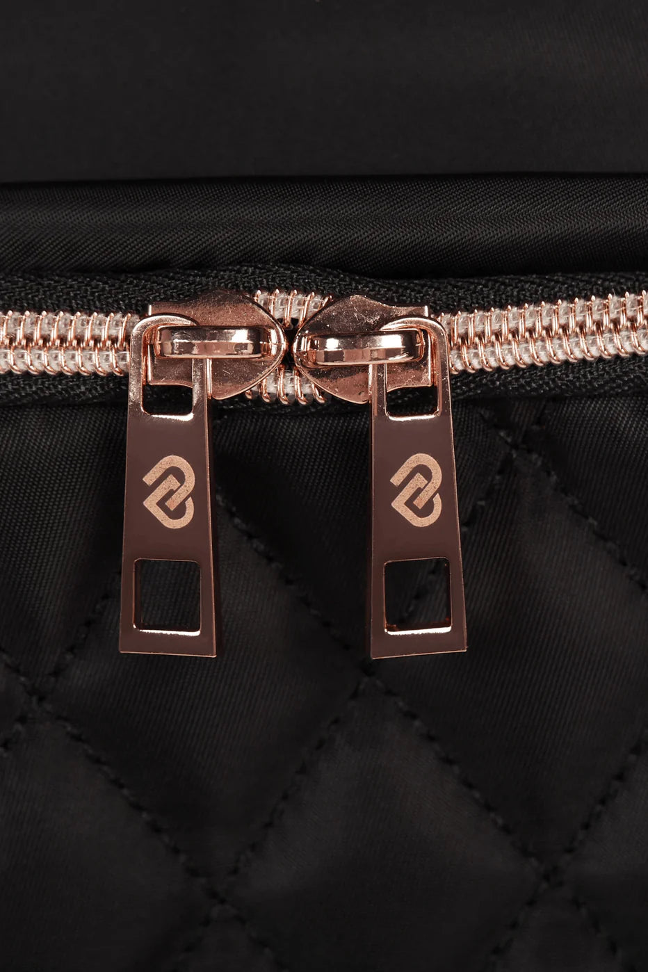 Claudia Dean World - Black Pro Bag 2.0
