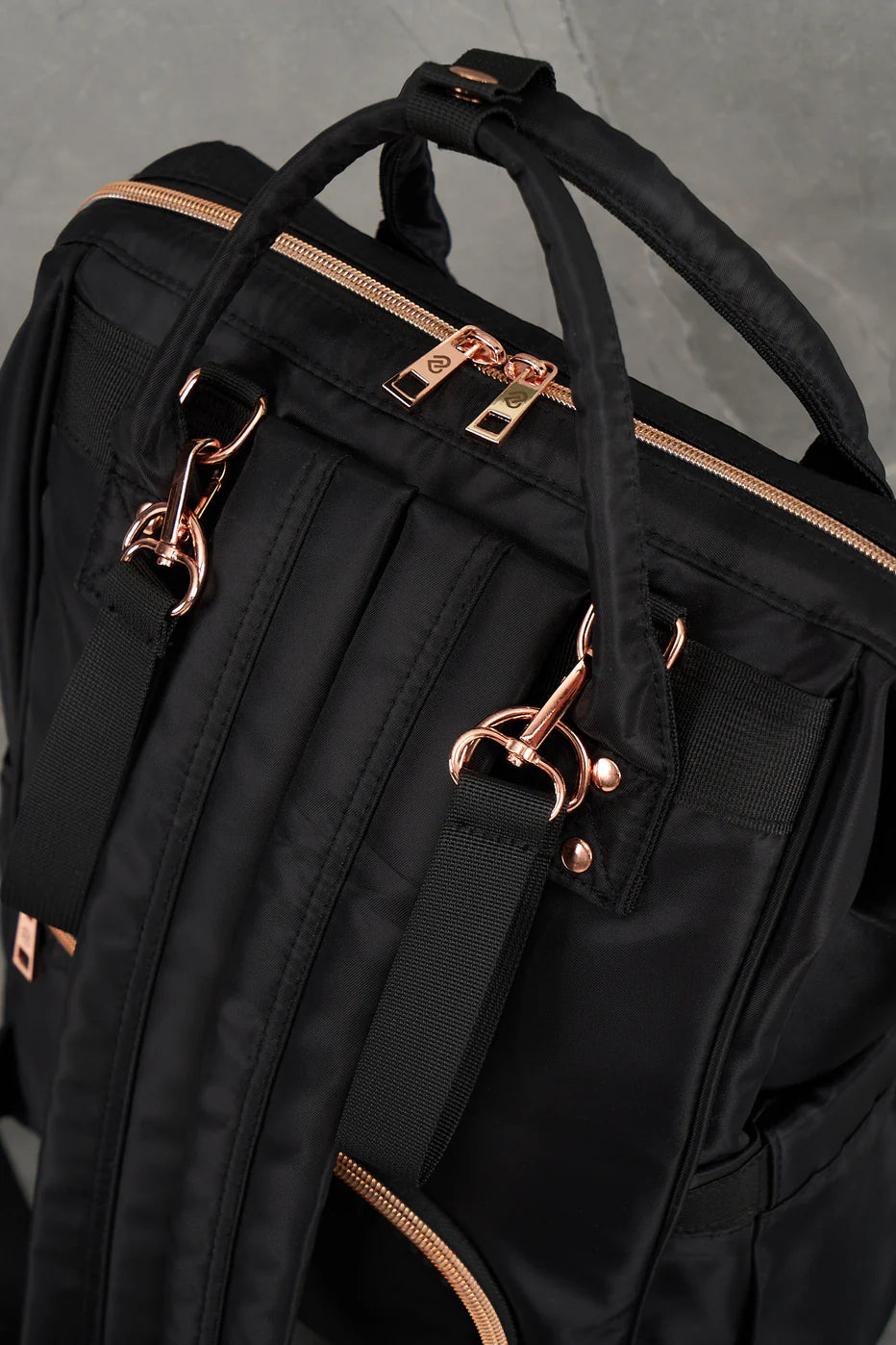 Claudia Dean World - Black Pro Bag 2.0