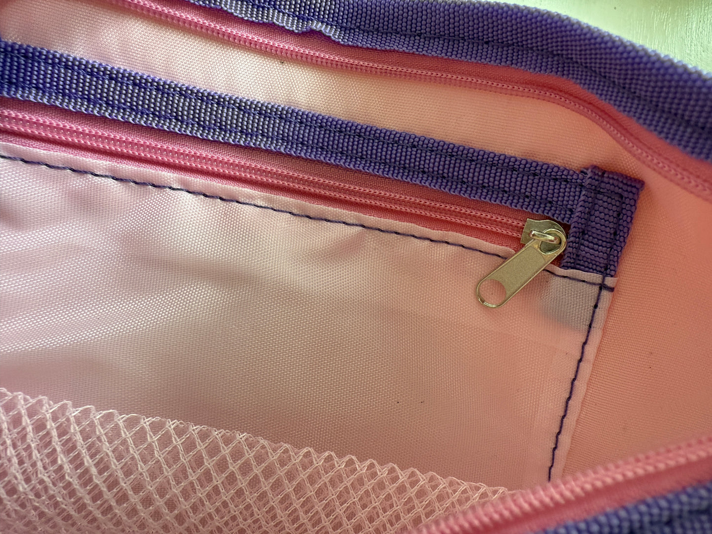VividVerve Pinkly Purply Collection multi-compartments shoebag /organiser