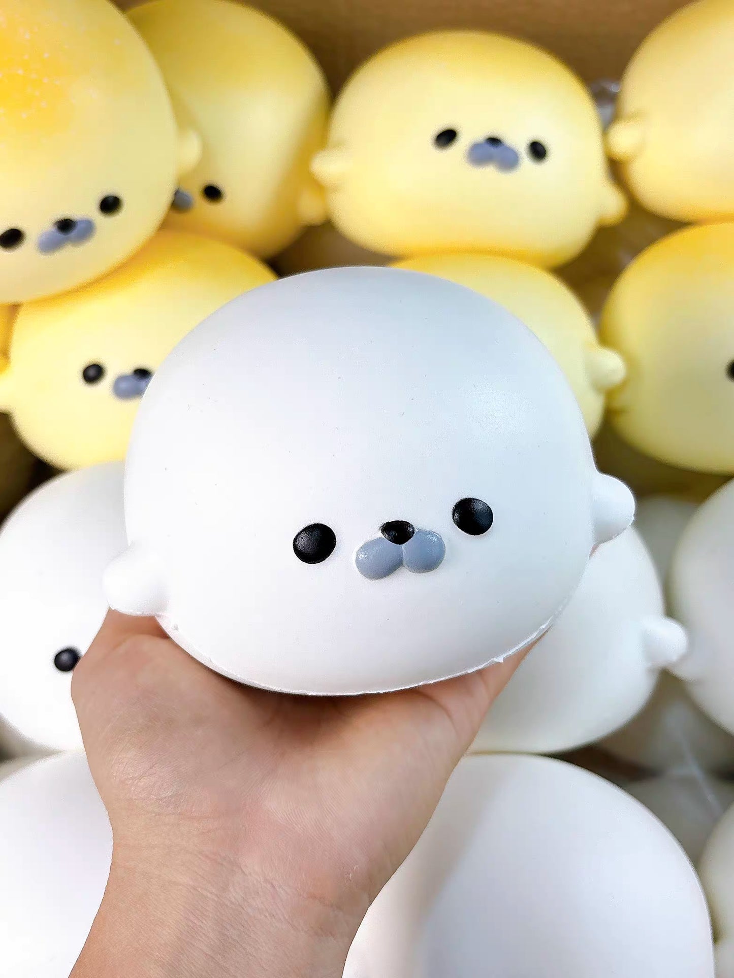 Seals Mother and baby squishy squishes (Hachimi) Preorder (arriving in 2 weeks)