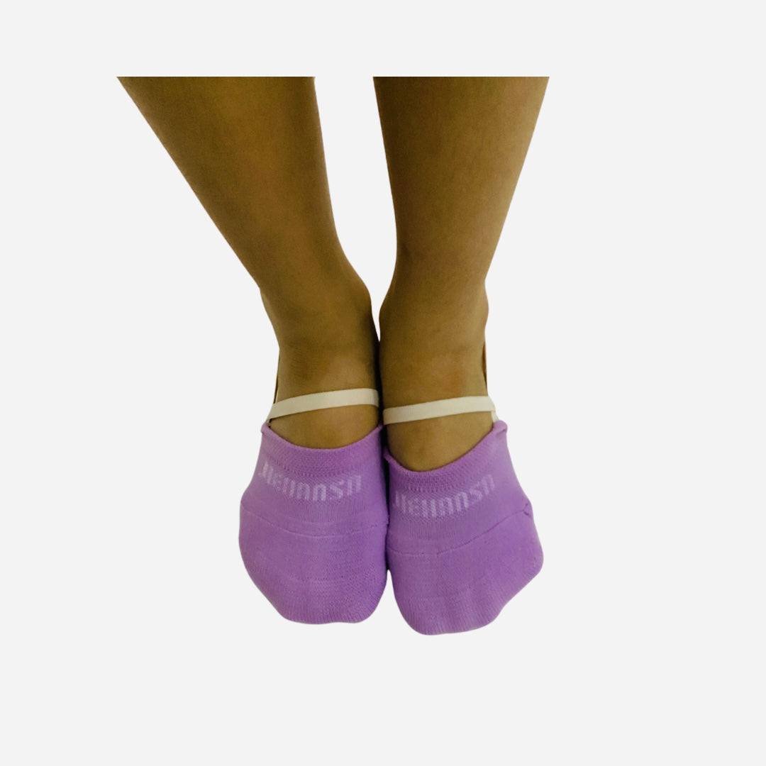 Lyrical / Gymnastics knitted dance half-shoes (distributed by Vivid Verve)